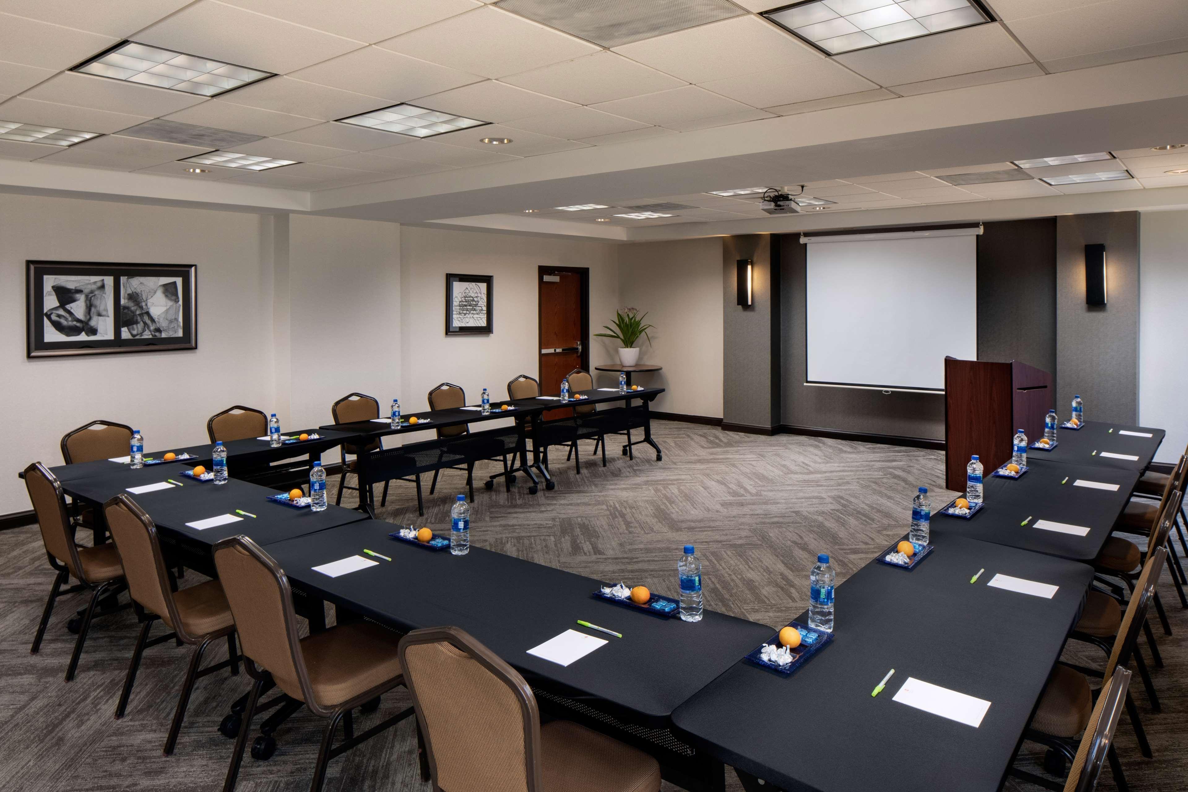 Hyatt Place Charlotte Arrowood Екстер'єр фото
