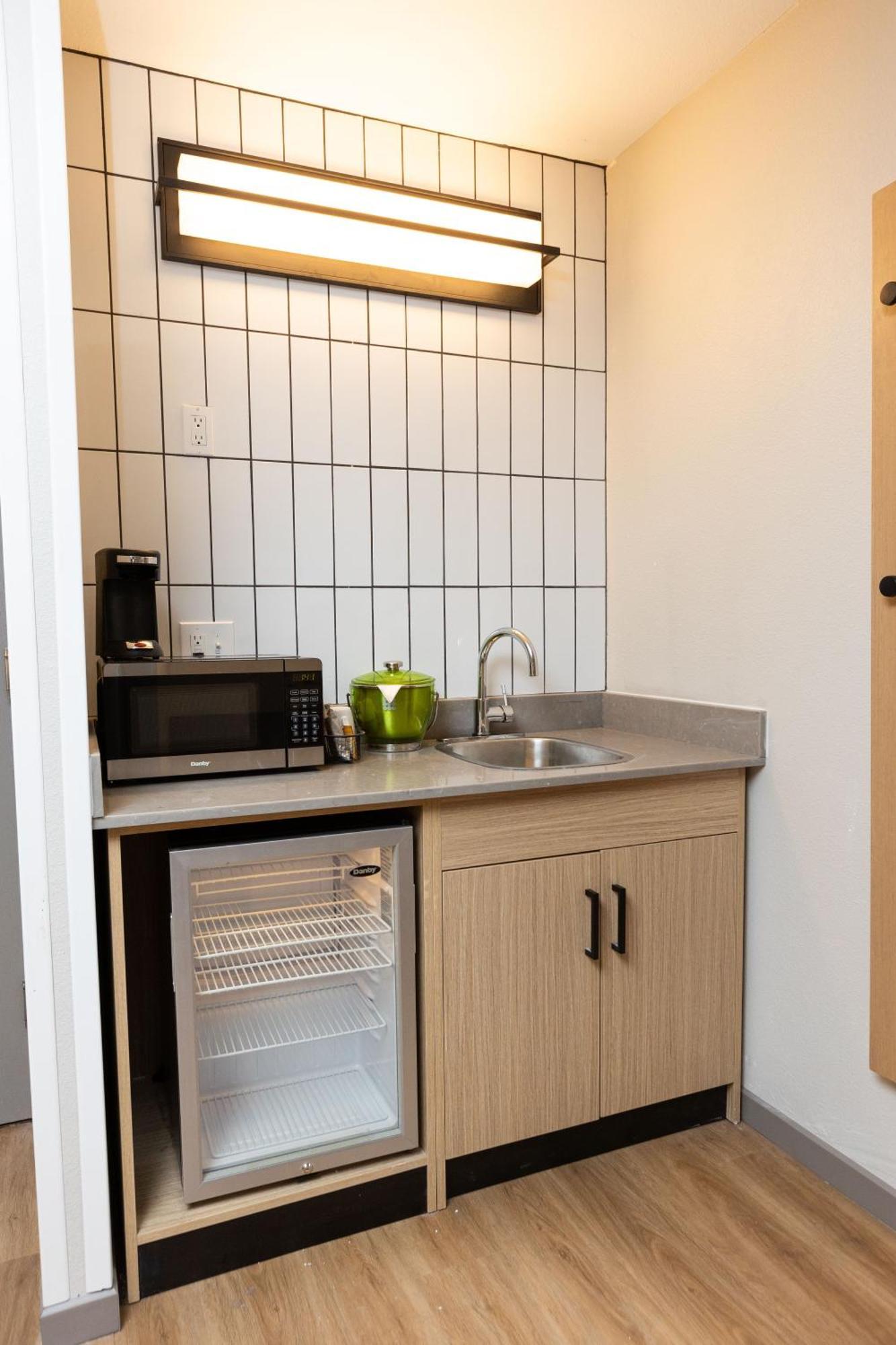 Hyatt Place Charlotte Arrowood Екстер'єр фото