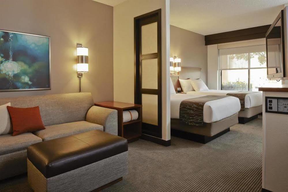 Hyatt Place Charlotte Arrowood Екстер'єр фото