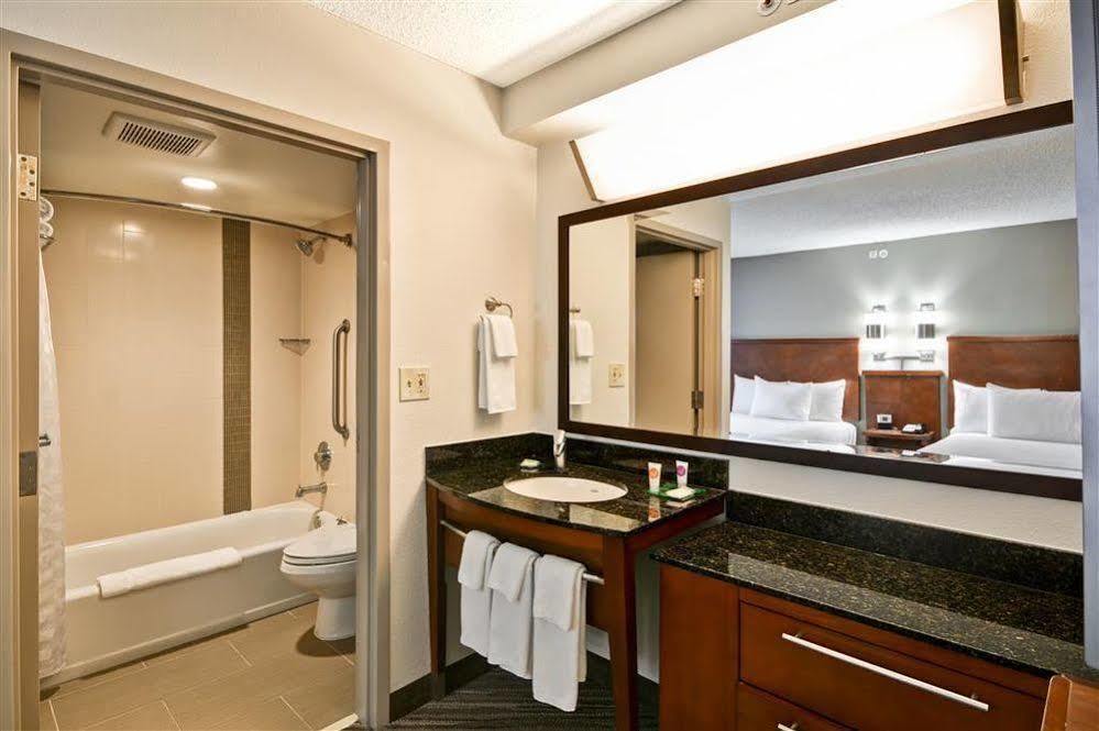 Hyatt Place Charlotte Arrowood Екстер'єр фото